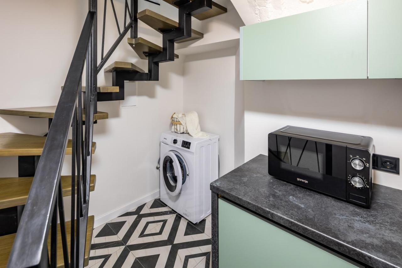 Romari Таманська 12 Apartment Lviv Luaran gambar